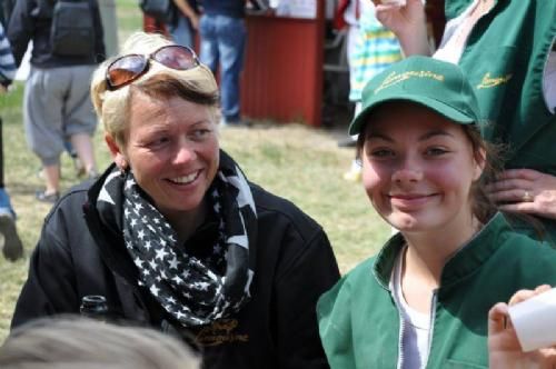 Roskilde Dyrskue Stemningsbilleder - Slut for i år - tak for et godt dyrskue i Roskilde 2013 med dejlige smil fra Caroline og Carina!