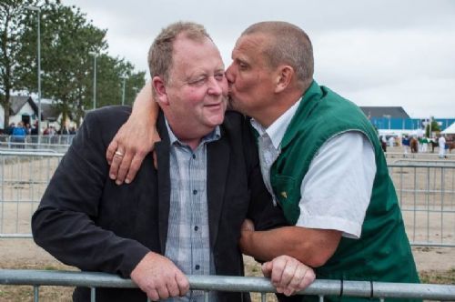 Stemningsbilleder - Man kommer hinanden ved i Dansk Limousine Forening… - Per Lynge Laursen (tv) og Allan Kragh Madsen (th)